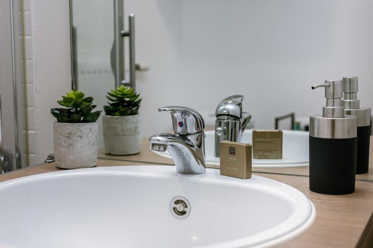 Huswell - Modern Apartment Near The Beach Oostende Ngoại thất bức ảnh